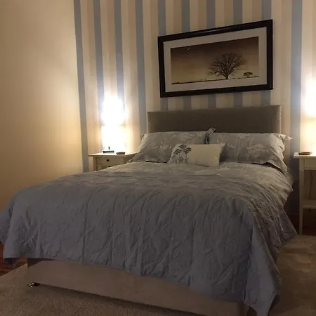 Marnic House Bed & Breakfast